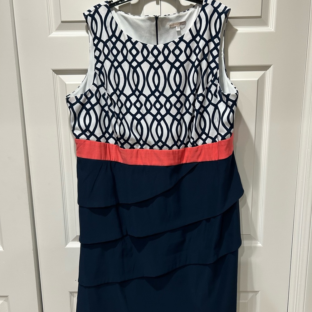 Signature Sabrina Navy and Coral Geometric Midi Dress Size 24 EUC